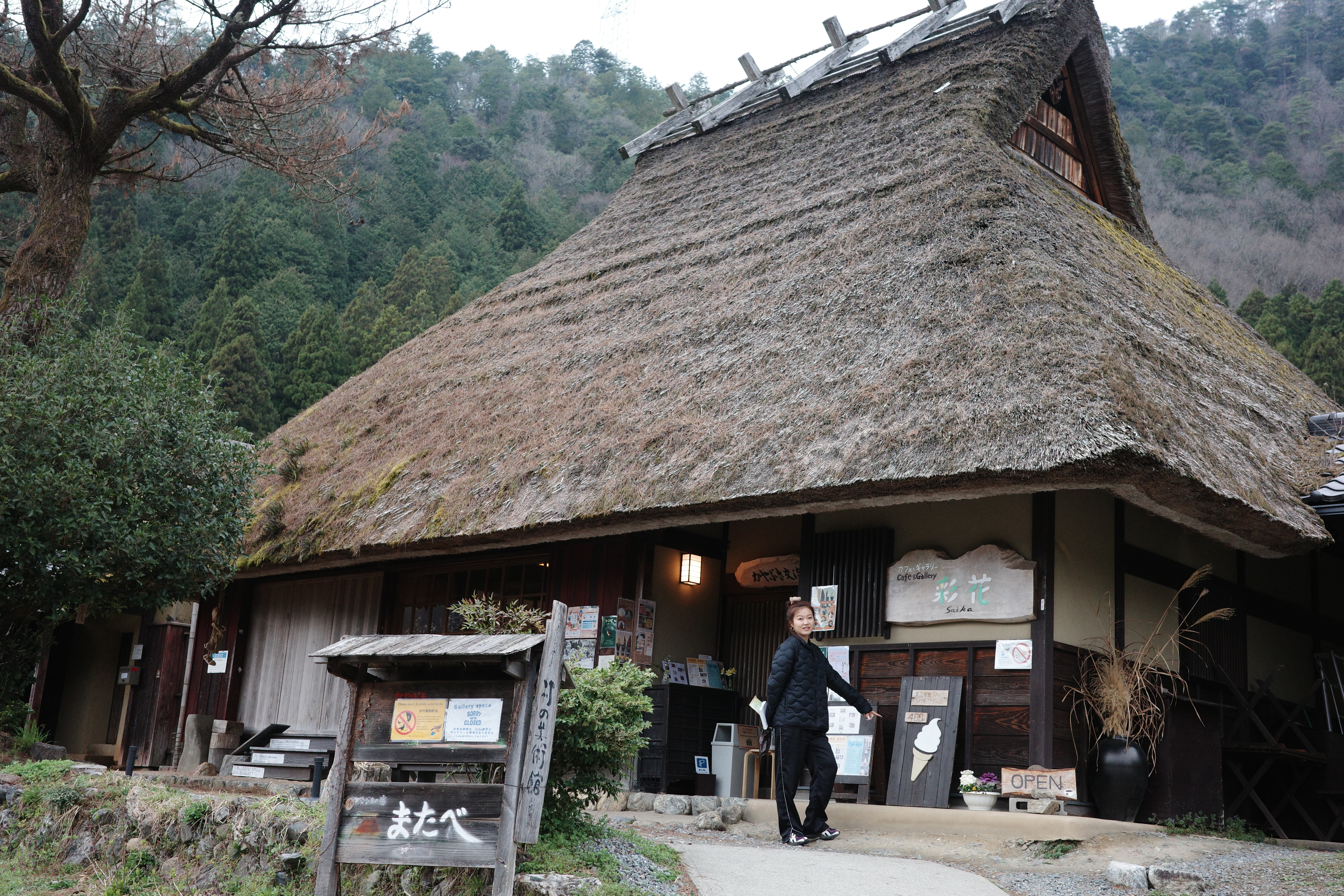 C1CF1F59 E293 4175 82D4 857A4DB8893A